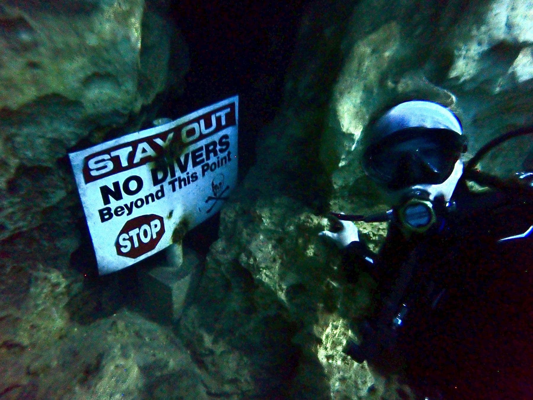 No divers beyond this point