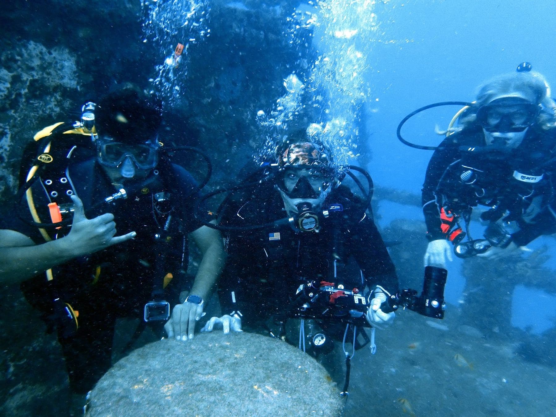 The group, gathered on the wreck